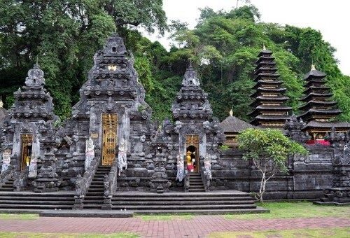Indonesia 7 Days / 6 Nights